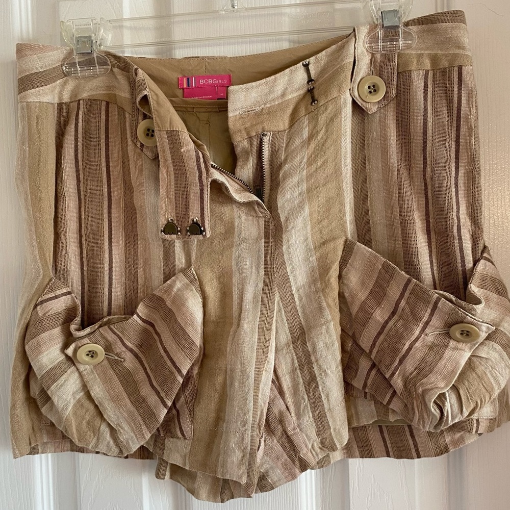 BCBGirls striped shorts size 4